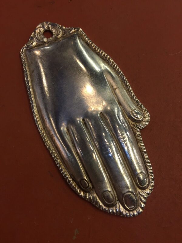 Ex voto mano