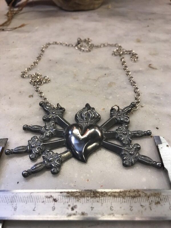 Collana con cuore sette spade/dolori - immagine 5
