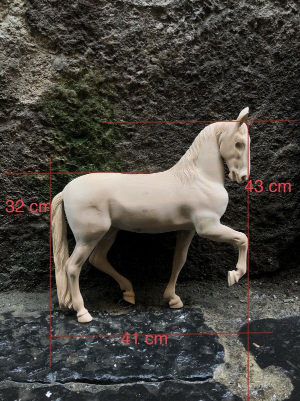 Cavallo al trotto