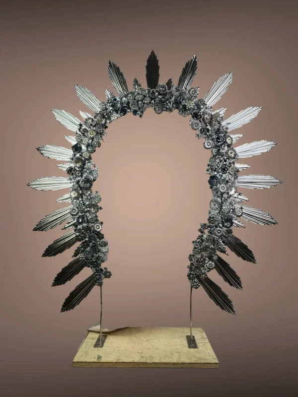 Arco Fiorito con raggi Devozione Altarino ottone cesello altare statue 112x98cm