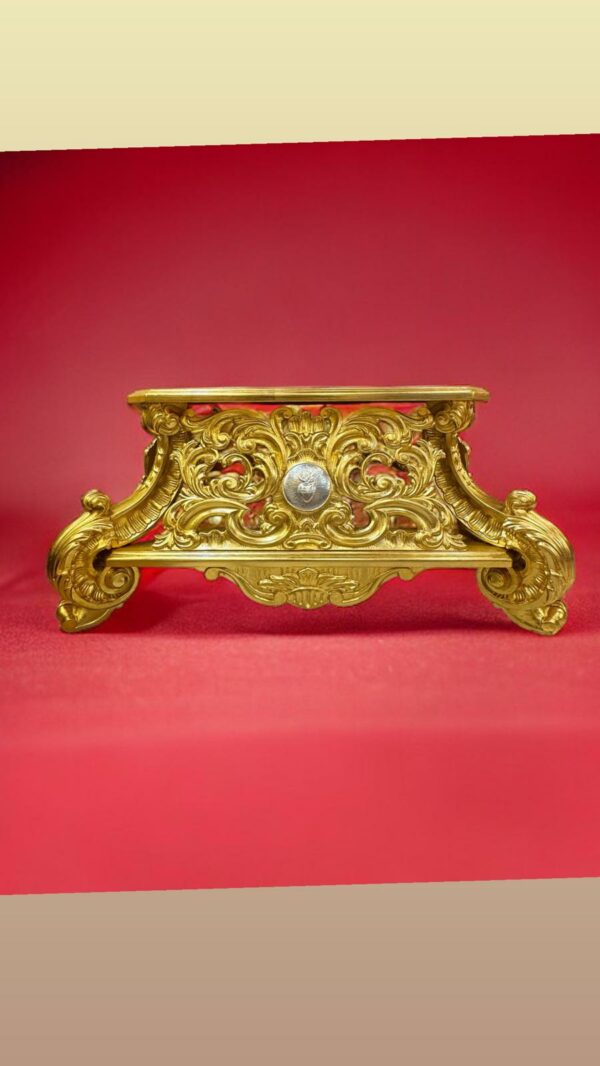 Base Imperiale 60x60 cm modello basso monogramma cuore di Gesu'