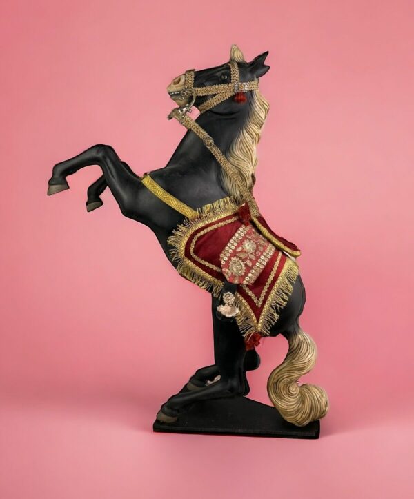 Cavallo Rampante Presepe Napoletano magi orientali arte presepiale 55 Cm