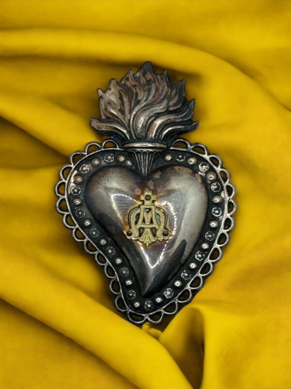 Ex voto cuore sacro  10,5 x 7 cm monogramma Mariano